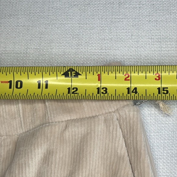 NWT Vuori Haven Pants Ribbed Wideleg Lightweight Soft Suede Women’s Size M Cream - Picture 12 of 15